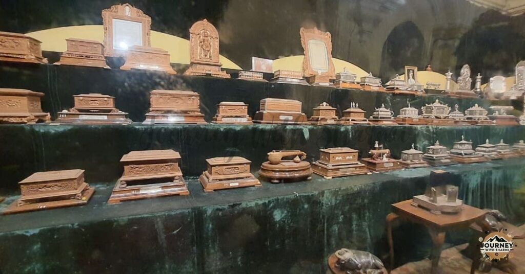 Different Types of caskets